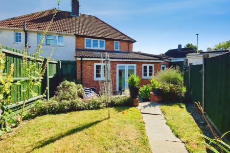 3 bedroom Semi-detached house for sale in Erdyngton Road, Leicester, LE3