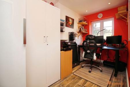 3 bedroom Semi-detached house for sale in Erdyngton Road, Leicester, LE3