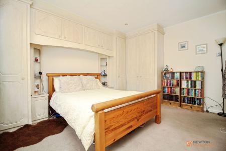2 bedroom Semi-detached house for sale in Danehill, Ratby, LE6