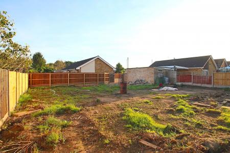 16 School Close, Croft, LE9