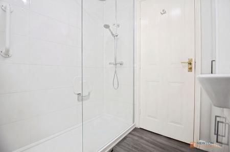 2 bedroom Terraced House for sale in Darien Way, Thorpe Astley, LE3