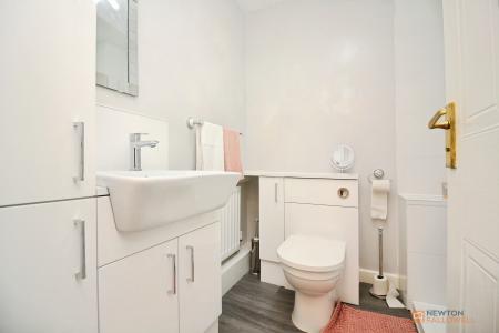 2 bedroom Terraced House for sale in Darien Way, Thorpe Astley, LE3