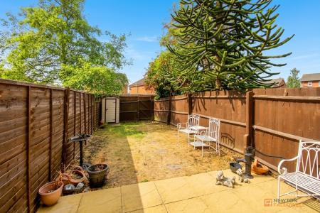 2 bedroom Terraced House for sale in Darien Way, Thorpe Astley, LE3