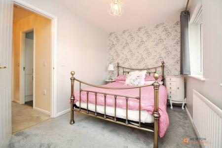 2 bedroom Terraced House for sale in Darien Way, Thorpe Astley, LE3