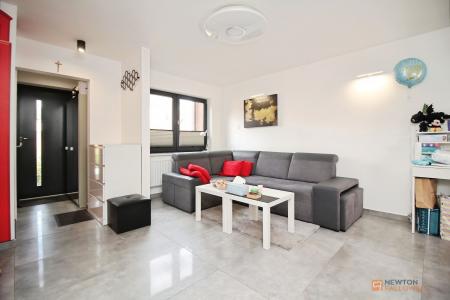 3 bedroom Semi-detached house for sale in Darien Way, Braunstone, LE3
