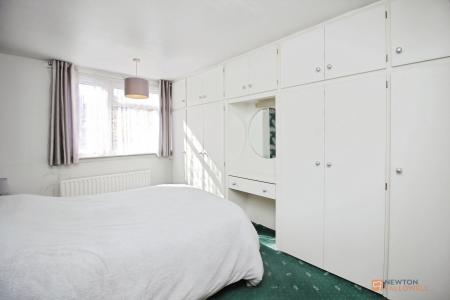 3 bedroom Semi-detached house for sale in Priory Walk, Leicester Forest East, LE3