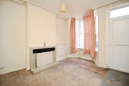 3 bedroom Terraced House for sale in Wilberforce Road, Leicester, LE3