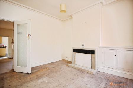 3 bedroom Terraced House for sale in Wilberforce Road, Leicester, LE3