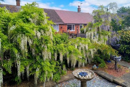 2 bedroom Bungalow for sale in Sparkenhoe, Newbold Verdon, LE9