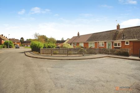 2 bedroom Bungalow for sale in Sparkenhoe, Newbold Verdon, LE9