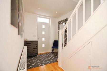 3 bedroom Semi-detached house for sale in Ratby Lane, Leicester Forest East, LE3
