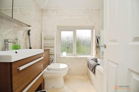 3 bedroom Semi-detached house for sale in Ratby Lane, Leicester Forest East, LE3