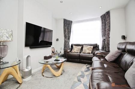 3 bedroom Semi-detached house for sale in Ratby Lane, Leicester Forest East, LE3