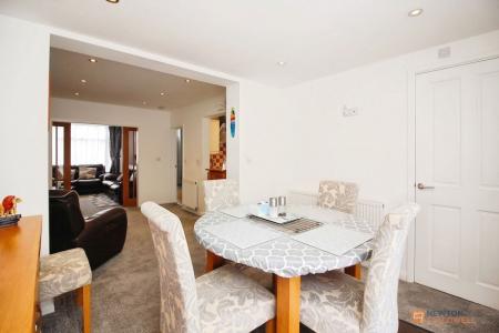 3 bedroom Semi-detached house for sale in Ratby Lane, Leicester Forest East, LE3