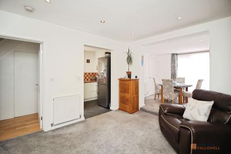 3 bedroom Semi-detached house for sale in Ratby Lane, Leicester Forest East, LE3