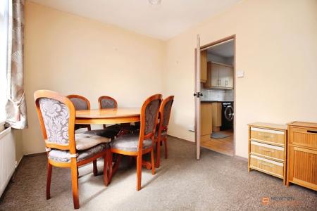 3 bedroom Semi-detached house for sale in Kay Road, Leicester, LE3