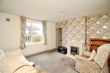 3 bedroom Semi-detached house for sale in Kay Road, Leicester, LE3