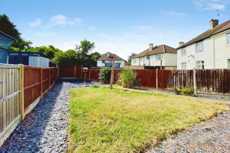 3 bedroom Semi-detached house for sale in Kay Road, Leicester, LE3