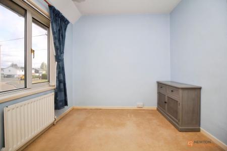 3 bedroom Semi-detached house for sale in Kay Road, Leicester, LE3