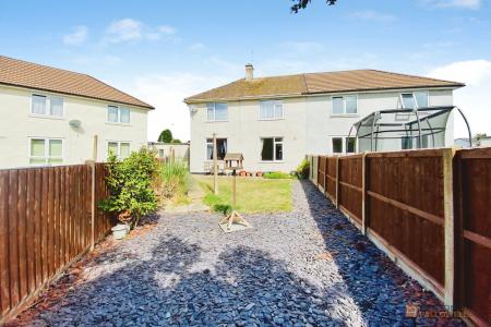 3 bedroom Semi-detached house for sale in Kay Road, Leicester, LE3