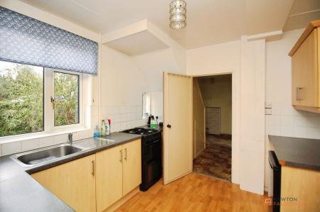 3 bedroom Semi-detached house for sale in Kay Road, Leicester, LE3