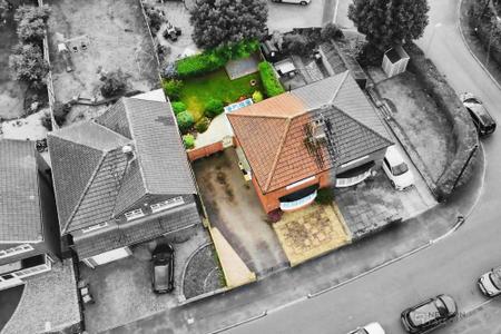 2 bedroom Semi-detached house for sale in The Osiers, Leicester, LE3