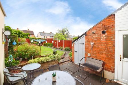 3 bedroom Terraced House for sale in Winton Avenue, Leicester, LE3