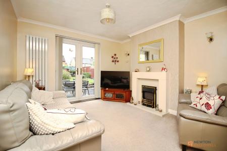 3 bedroom Terraced House for sale in Winton Avenue, Leicester, LE3