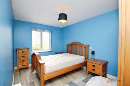 2 bedroom Flat for sale in Bradgate Street, Leicester, LE4