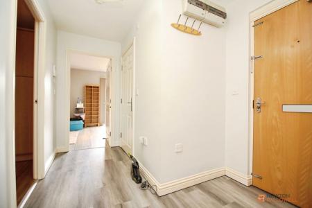 2 bedroom Flat for sale in Bradgate Street, Leicester, LE4