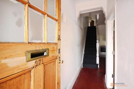 4 bedroom End of terrace house for sale in Fosse Road South, Leicester, LE3