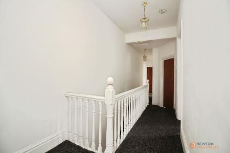 4 bedroom End of terrace house for sale in Fosse Road South, Leicester, LE3