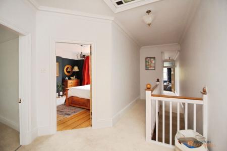 4 bedroom Terraced House for sale in Hinckley Road, Leicester, LE3