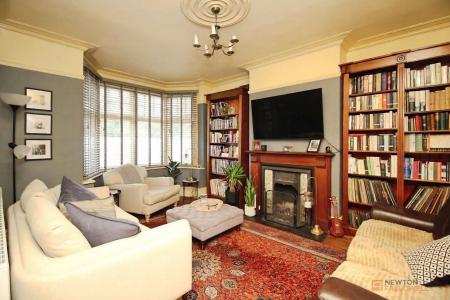 4 bedroom Terraced House for sale in Hinckley Road, Leicester, LE3