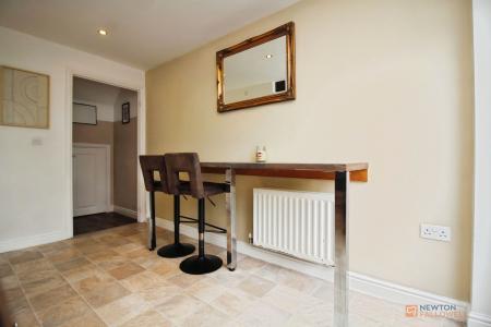 2 bedroom End of terrace house for sale in New Street, Earl Shilton, LE9