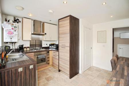 2 bedroom End of terrace house for sale in New Street, Earl Shilton, LE9