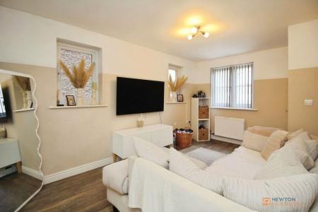 2 bedroom End of terrace house for sale in New Street, Earl Shilton, LE9