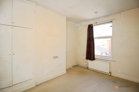 2 bedroom Terraced House for sale in Marshall Street, Leicester, LE3