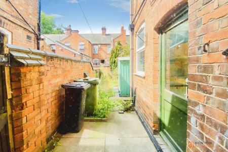 2 bedroom Terraced House for sale in Marshall Street, Leicester, LE3