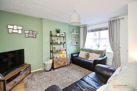 2 bedroom Semi-detached house for sale in Ryder Road, Leicester, LE3