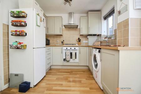 2 bedroom Semi-detached house for sale in Ryder Road, Leicester, LE3