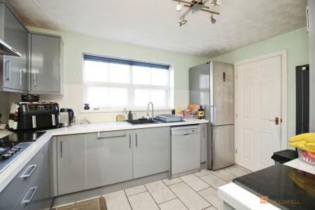 4 bedroom Detached house for sale in Jewsbury Way, Thorpe Astley, LE3