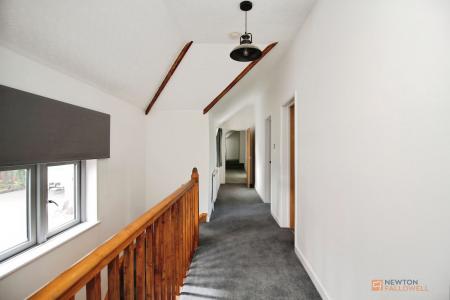 6 bedroom Link detached house for sale in Main Street, Newbold Verdon, LE9
