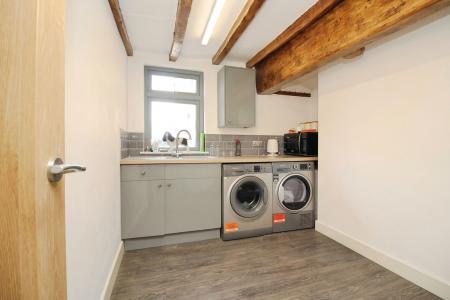 6 bedroom Link detached house for sale in Main Street, Newbold Verdon, LE9