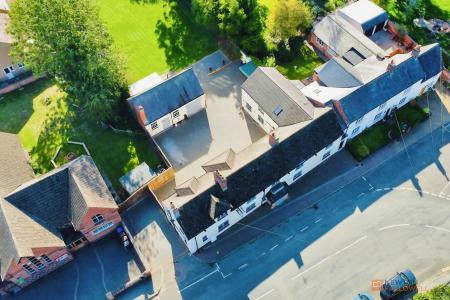 6 bedroom Link detached house for sale in Main Street, Newbold Verdon, LE9
