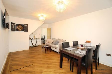 6 bedroom Link detached house for sale in Main Street, Newbold Verdon, LE9