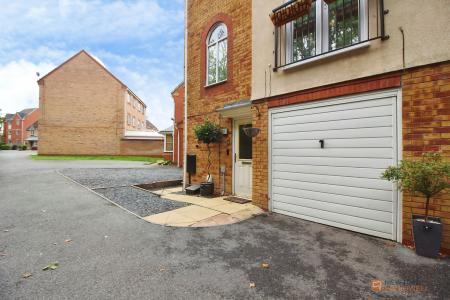 3 bedroom End of terrace house for sale in Goodheart Way, Thorpe Astley, LE3