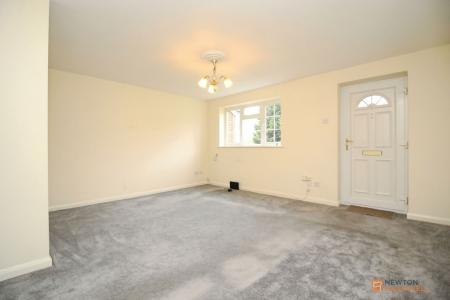 3 bedroom Terraced House for sale in Hereford Close, Barwell, LE9