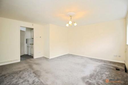 3 bedroom Terraced House for sale in Hereford Close, Barwell, LE9