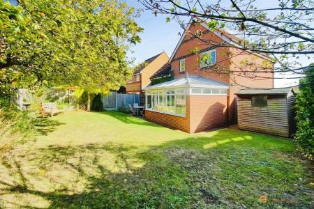3 bedroom Detached house for sale in Darien Way, Thorpe Astley, LE3